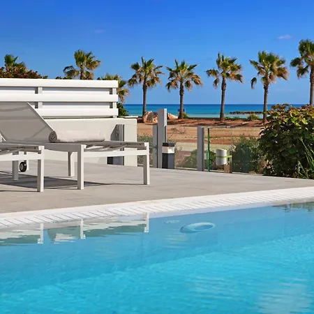 Suncity Icon - Luxury Beachfront Ayia Napa