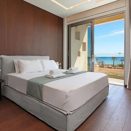 Holiday home Suncity Icon - Luxury Beachfront *