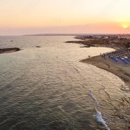 Holiday home Suncity Icon - Luxury Beachfront